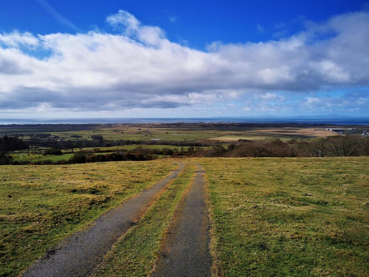 スランベドルTy Gwennol Near Gilfach Gochアパートメント エクステリア 写真