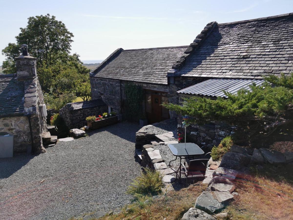 スランベドルTy Gwennol Near Gilfach Gochアパートメント エクステリア 写真